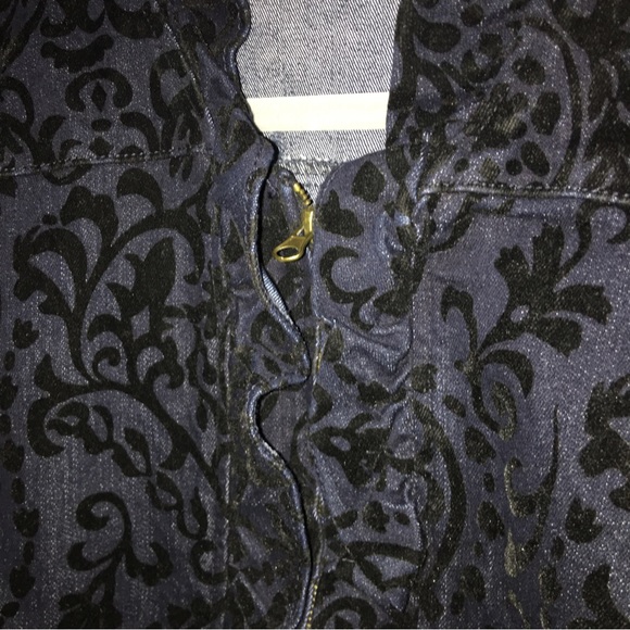 TANTRUMS Denim Jacket w/ruffles & flocking - Picture 15 of 15